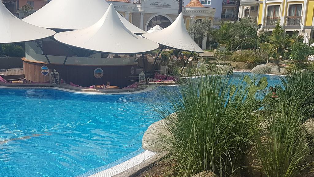 Harmony Palace Pantai Sunny Bagian luar foto